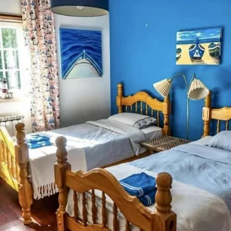 بيت للعطل Sleeps 8 With Pool & Horses