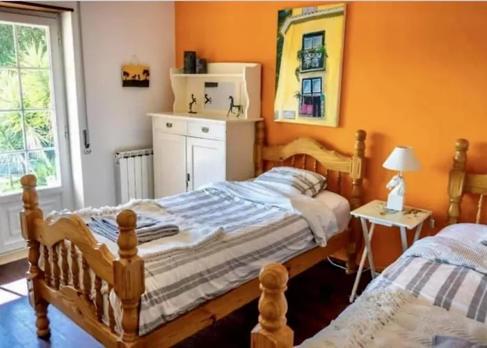 Sleeps 8 With Pool & Horses * Алкобаса