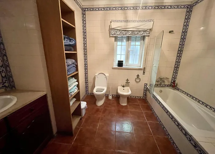 Sleeps 8 With Pool & Horses Алкобаса